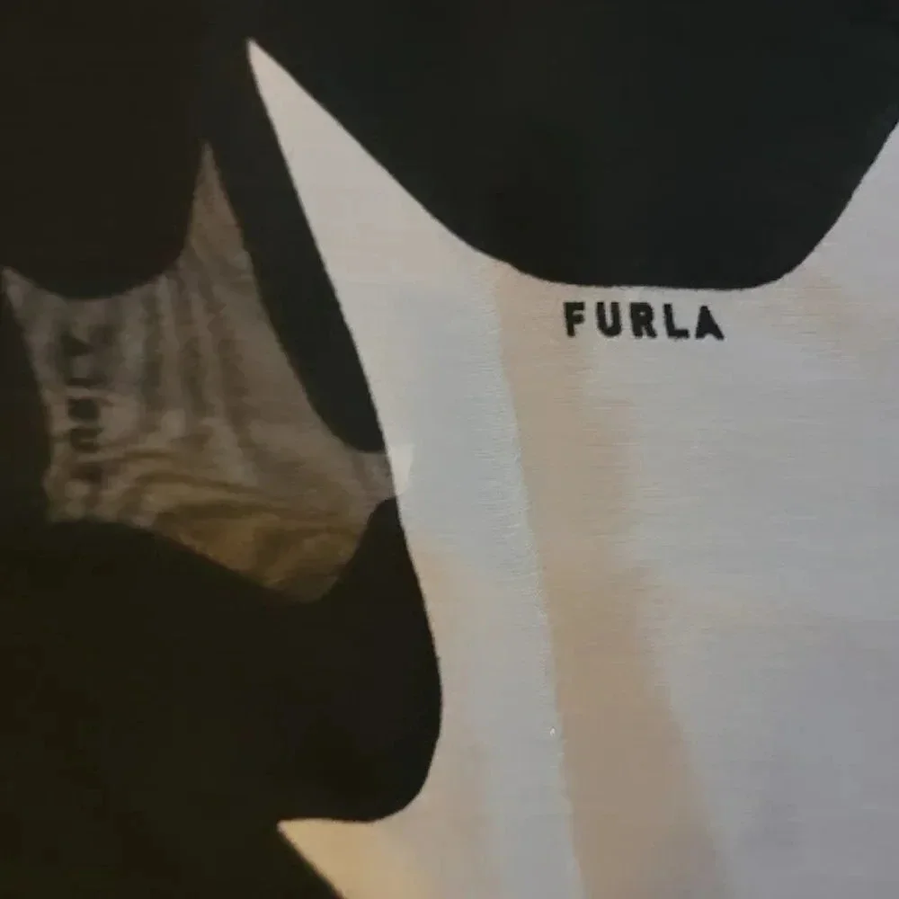 Furla Women's Black & pink 100% Silk Beautiful Scarf Size 37 L X  26W In…